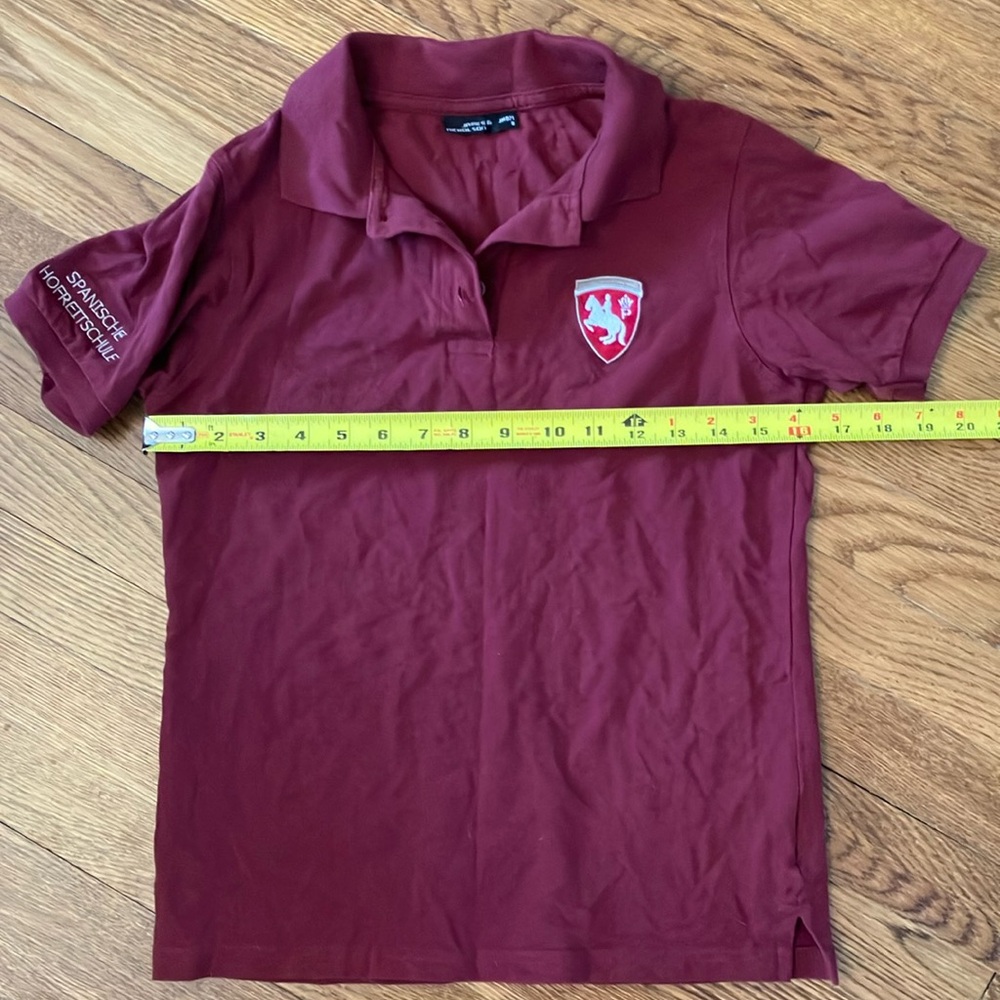 Red Polo Shirt with Classic Collar and Embroidered Logo